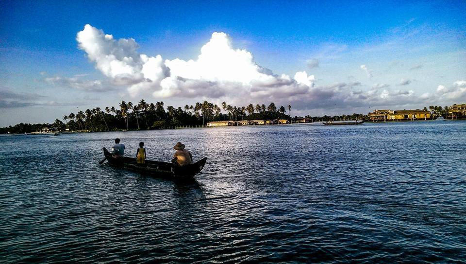 Golden Beach Home Stay Alappuzha المظهر الخارجي الصورة