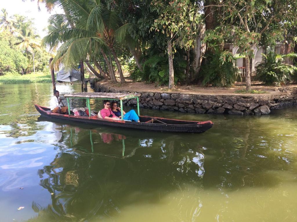 Golden Beach Home Stay Alappuzha المظهر الخارجي الصورة
